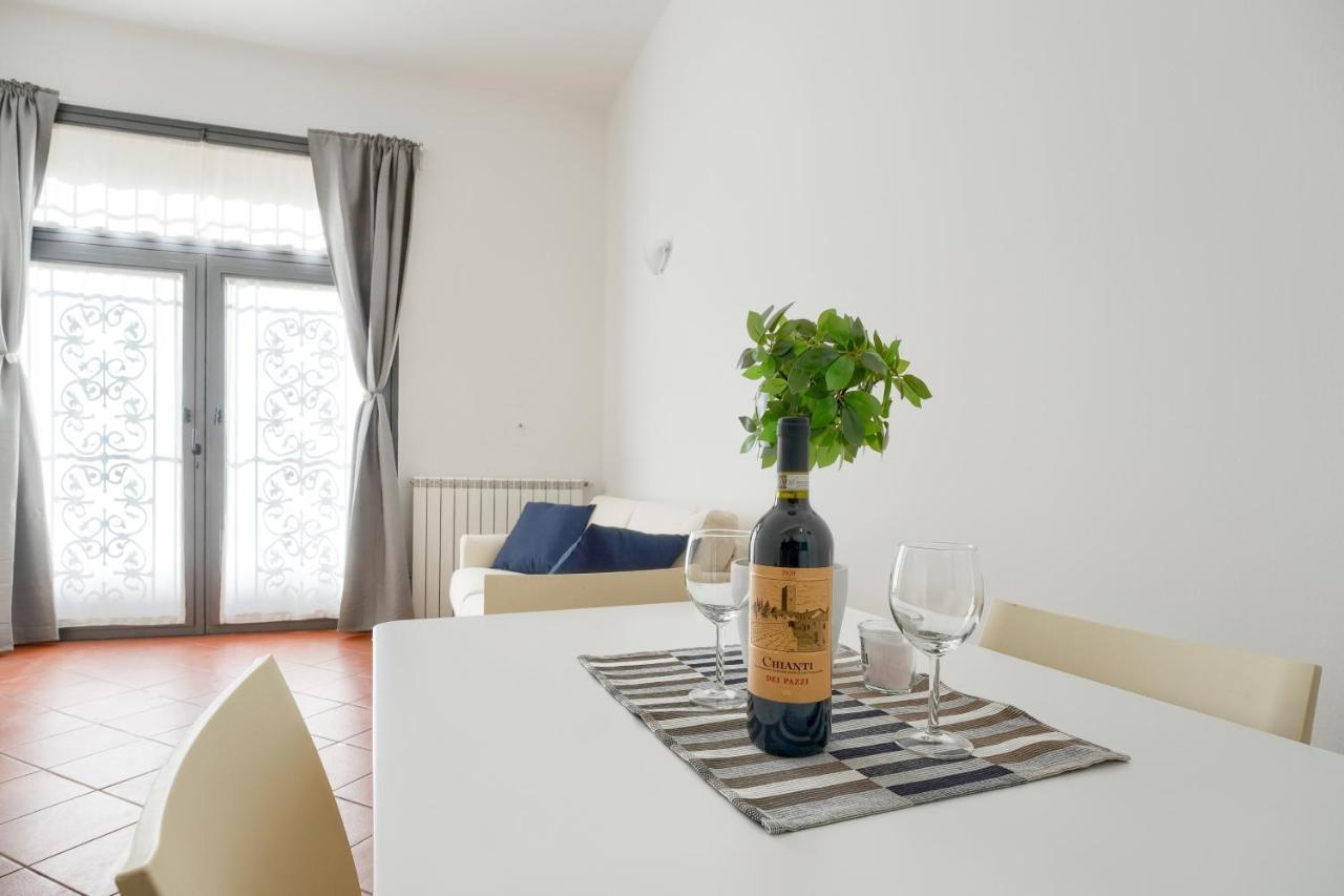 Le Cure Large Apt, 6+1 Beds. Center 15 Min Far By Bus. Apartamento