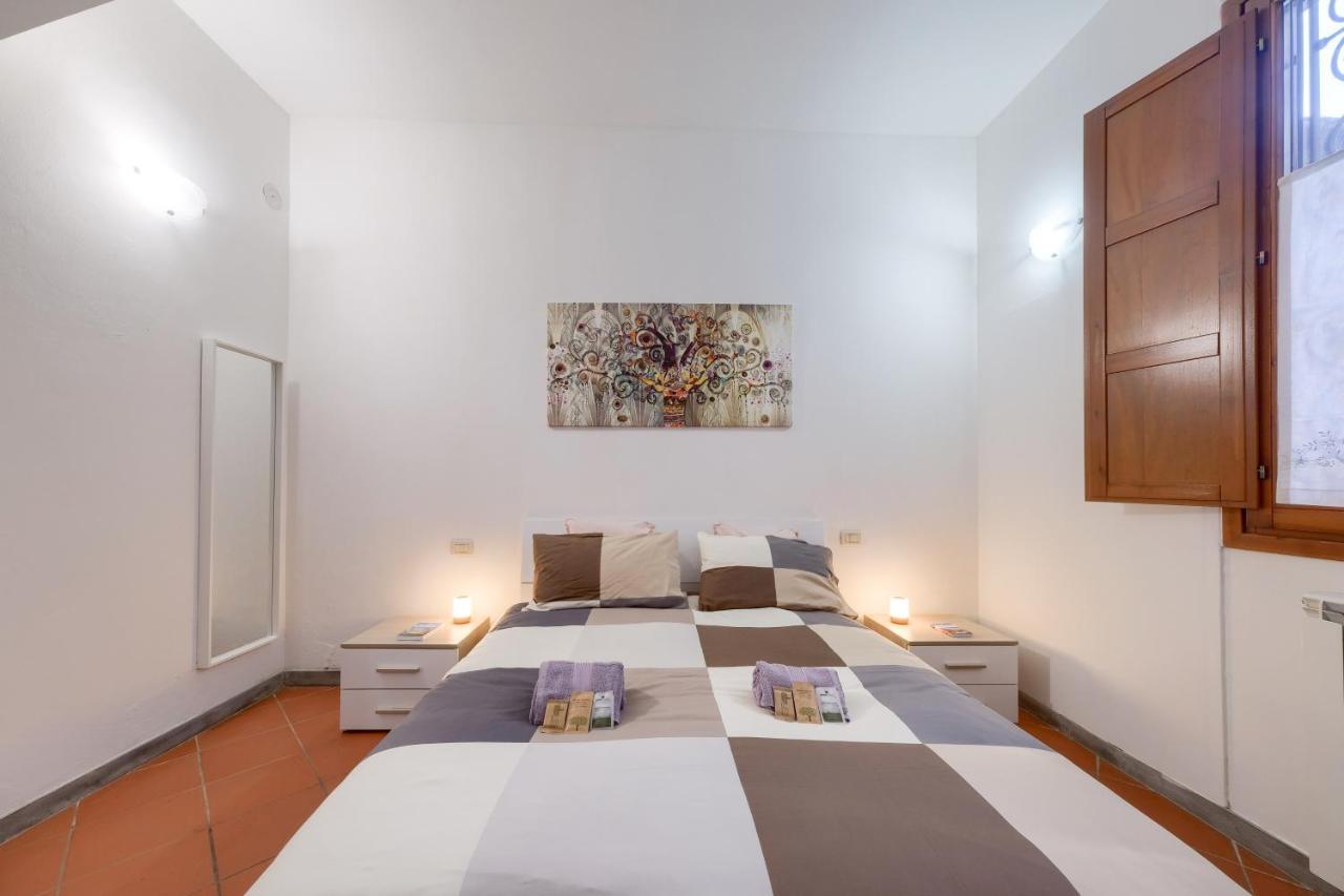 Apartamento Le Cure Large Apt, 6+1 Beds. Center 15 Min Far By Bus. Florencia